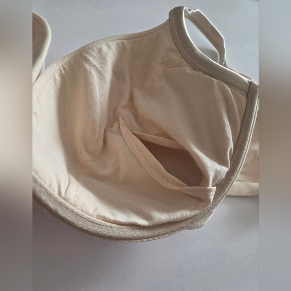 NWT Cacique Cream Underwire Bra Sz.44D - Picture 5 of 10